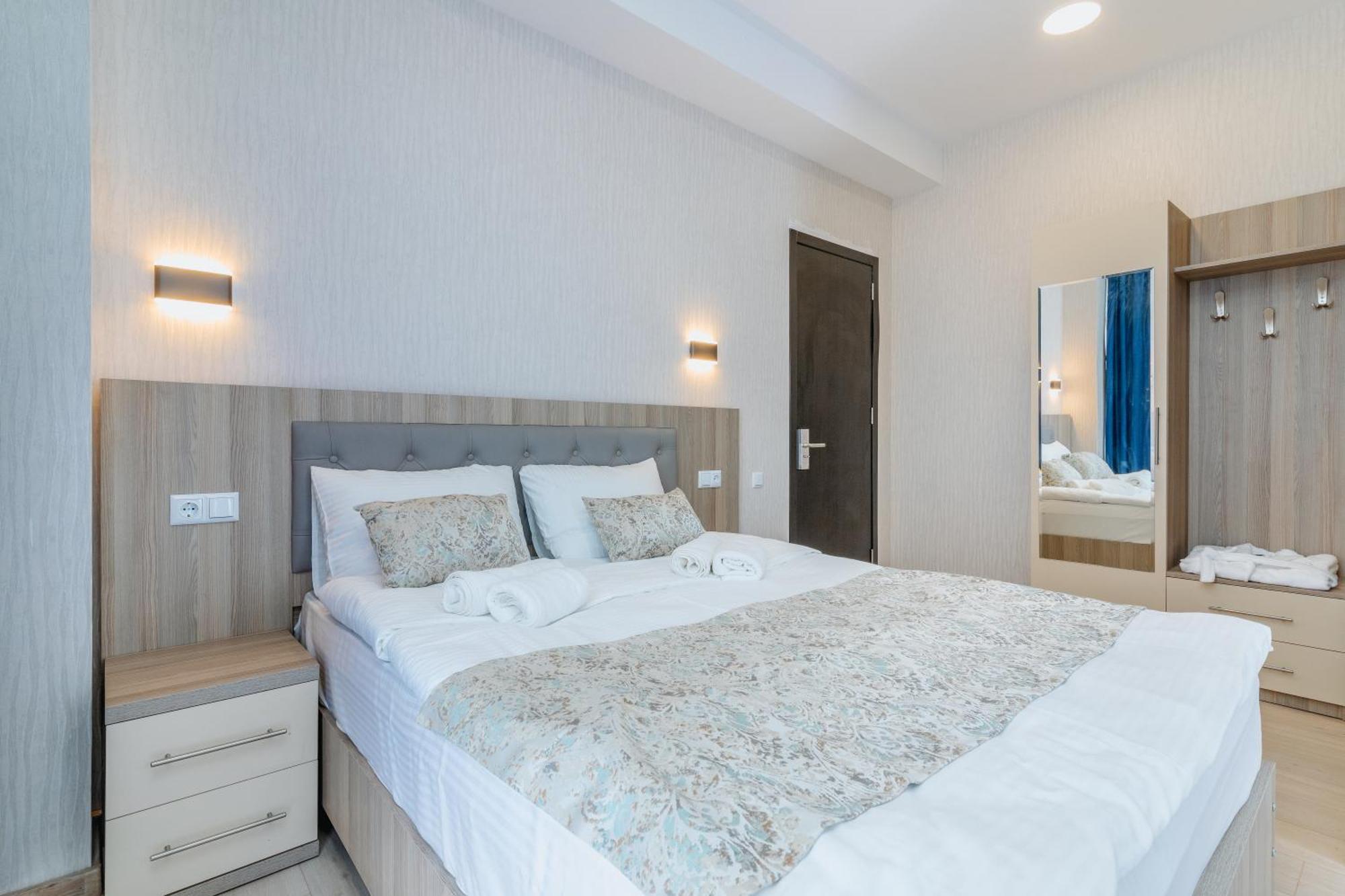 Vita Gardenia Hotel Tskaltubo Bagian luar foto