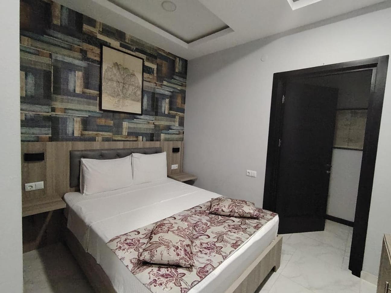 Vita Gardenia Hotel Tskaltubo Bagian luar foto